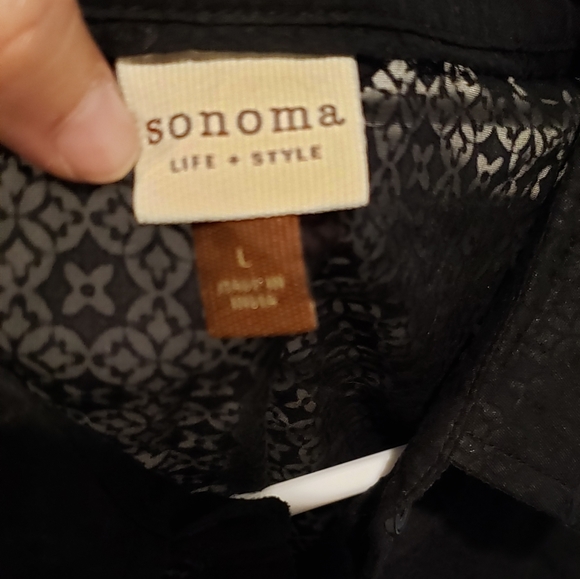 Button front blouse - Picture 3 of 3